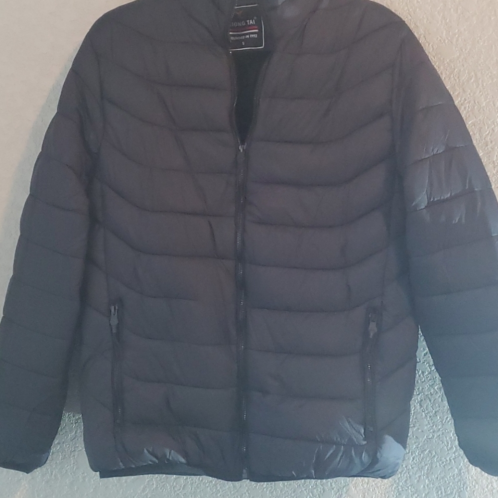 NWOT Black XIONG TAI Men's Puffer Jacket